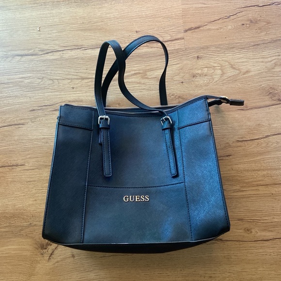 Guess Tote bag purse - Picture 1 of 4